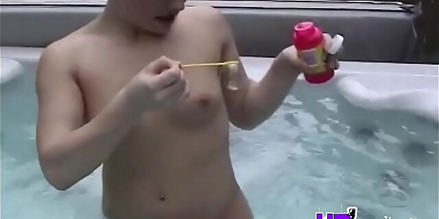 babes,big tits,bikini,blonde,femdom,juicy,licking,orgasm,pussy,shower,small tits,teen